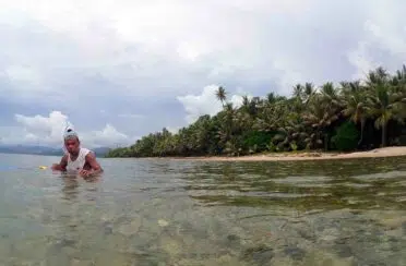 event image 1711503896 collecte de dechets sur les plages de la tribu de pouiou